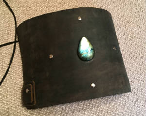 Handmadebooks/labradoritescroll01.jpg