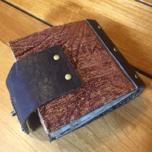 Handmadebooks/latchlockrustred3.jpg