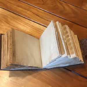 Handmadebooks/latchlockrustred5.jpg